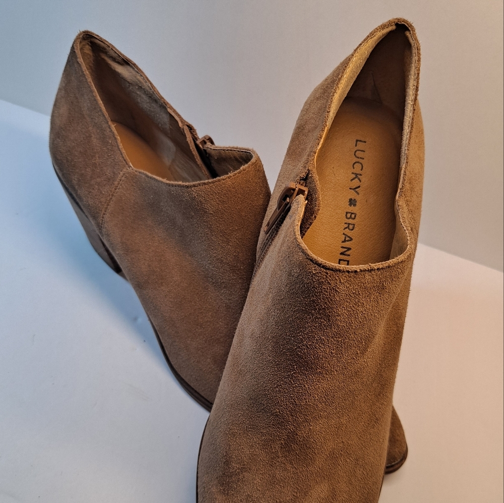 Lucky Brand LK-Landrue Ankle Bootie Boots Womens Sz 9.5M Suede Leather Brown